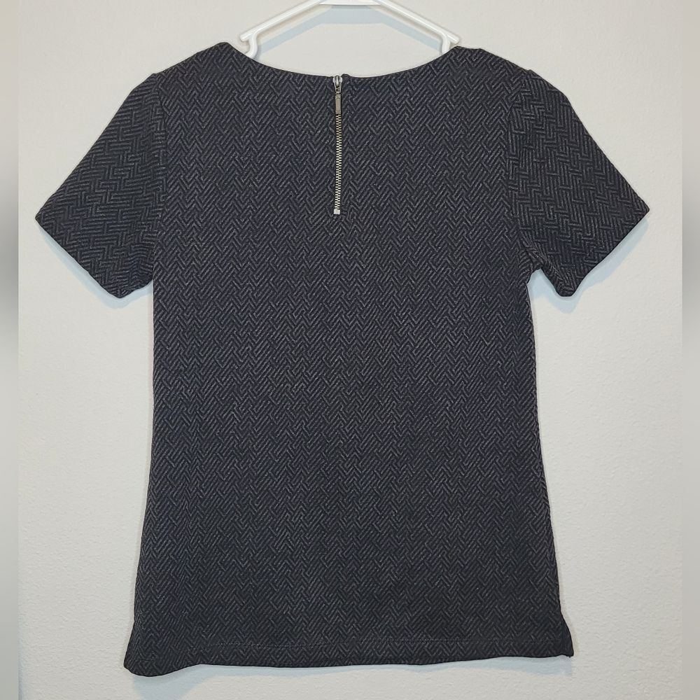 Old Navy Short Sleeve Sweater Shirt Size XS - Picture 3 of 5